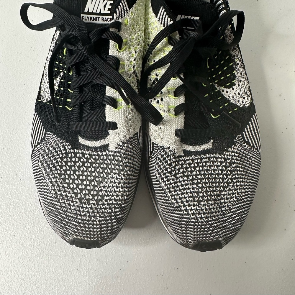 NIKE Flyknit Racer Men’s Running Shoe - Picture 4 of 11